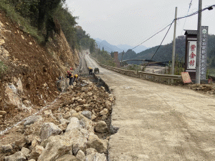 开州大进到天宝寨公路改造，这三个村的居民出行方便了-环球体育官网网站入口(图2)